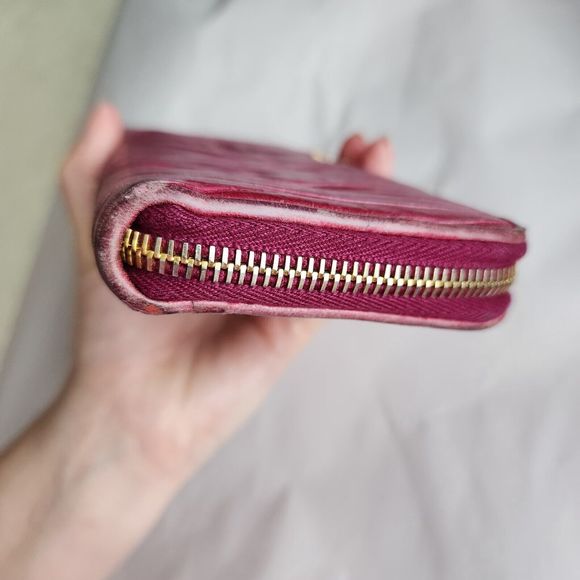 Prada MIUMIU long wallet Zip Around Zippy Genuine leather Quilted Berry Pink - Picture 12 of 12